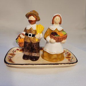 Bella Casa By Ganz Pilgrims Thanksgiving Salt and Pepper Shakers